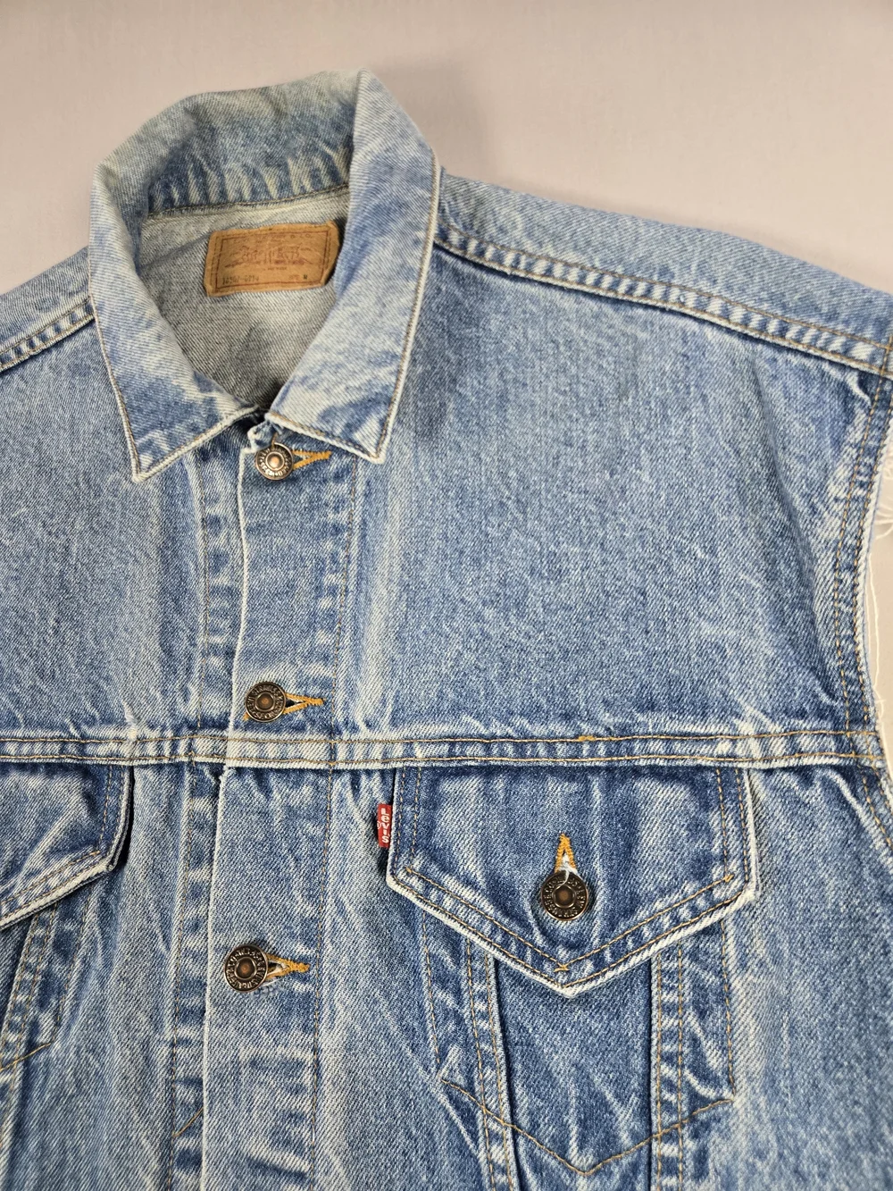 Vintage Levi's 70507 Made in USA Denim Trucker Vest Size Medium Excell Condition - Picture 2 of 12